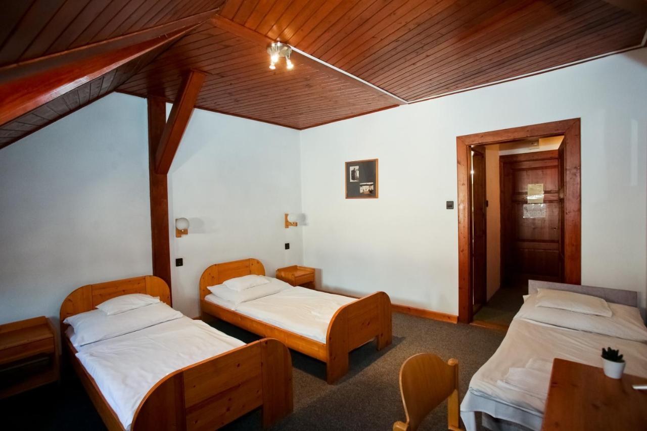 Lenau Ház Pécs Exterior foto
